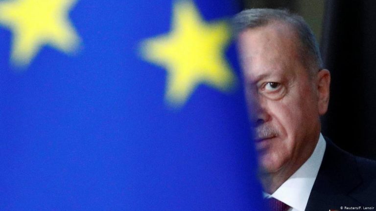 Έπεσαν οι μάσκες για τον Ερντογάν