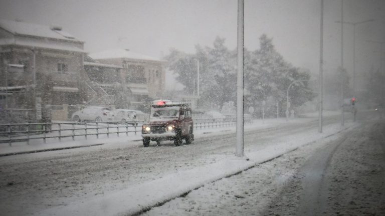 Διαδοχικά κύματα κακοκαιρίας με ισχυρά φαινόμενα έως την Τετάρτη