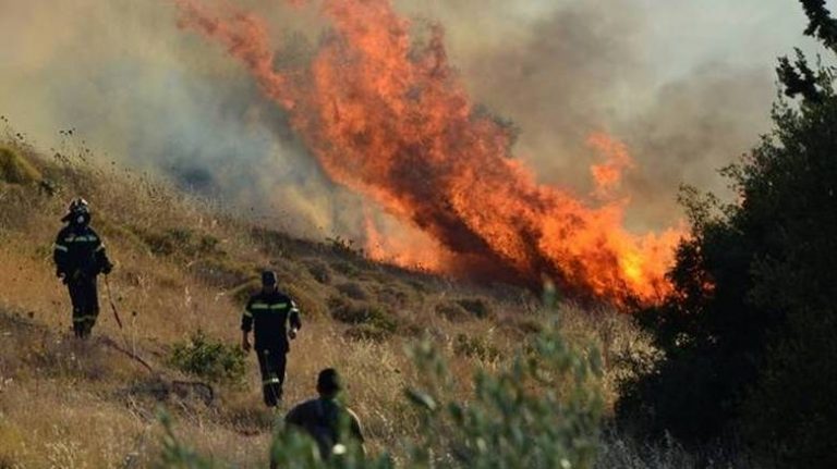 Μεγάλη πυρκαγιά/Ζητήθηκε εκκένωση της κοινότητας!
