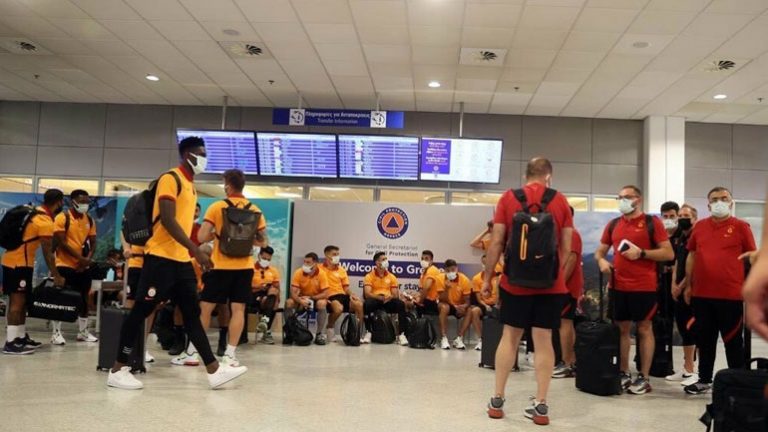 Κρούσματα Covid-19 στην Γαλατάσαραϊ λίγες μέρες μετά το επεισόδιο στην Αθήνα