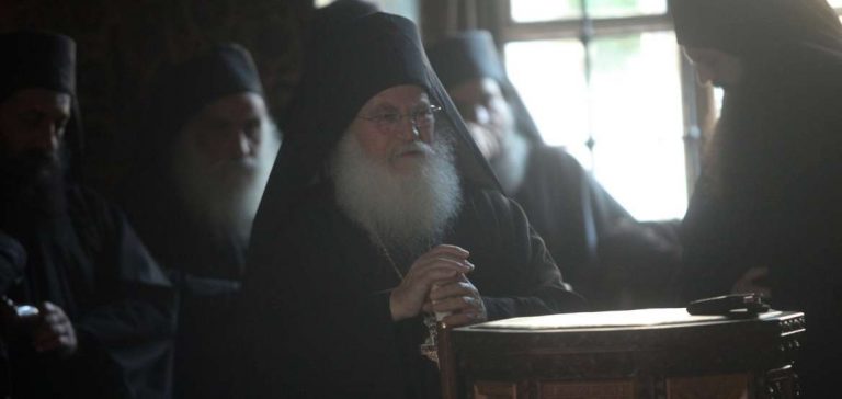Αποσωληνώθηκε ο Γέροντας Εφραίμ/Η μάχη των τελευταίων μηνών στο Νοσοκομείο